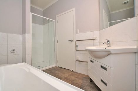 Photo of property in 5 Ashbourne Lane, Dinsdale, Hamilton, 3204