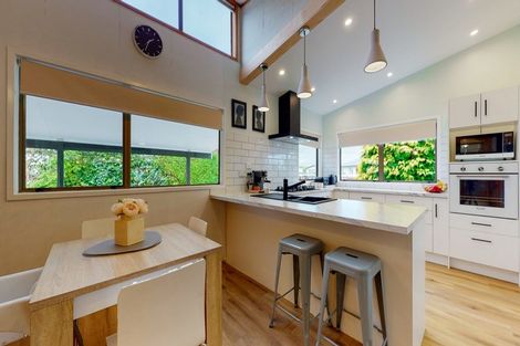 Photo of property in 16 Station Road, Puriri, Thames, 3578