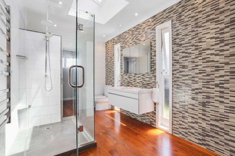 Photo of property in 1/110 Nile Road, Milford, Auckland, 0620