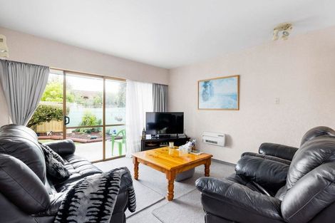 Photo of property in 9b Clare Street, Cambridge, 3434