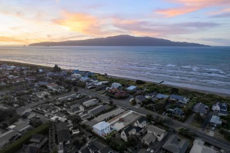 Photo of property in 206b Manly Street, Paraparaumu Beach, Paraparaumu, 5032