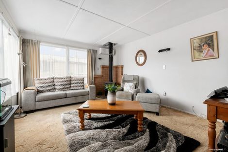 Photo of property in 11 Elizabeth Street, Orewa, 0931