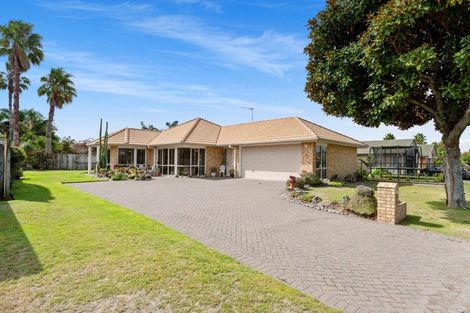 Photo of property in 67 Gravatt Road, Papamoa Beach, Papamoa, 3118