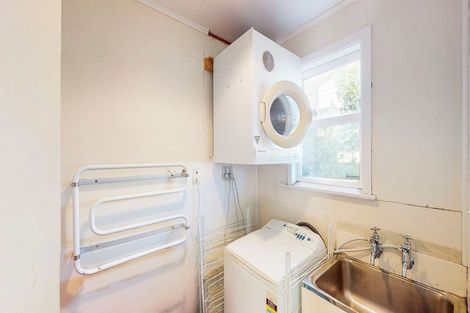 Photo of property in 12 Baylands Drive, Newlands, Wellington, 6037