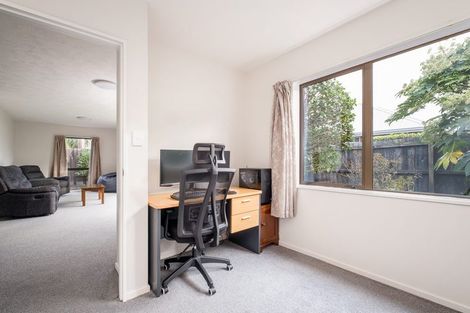 Photo of property in 2/112a Poulson Street, Addington, Christchurch, 8024