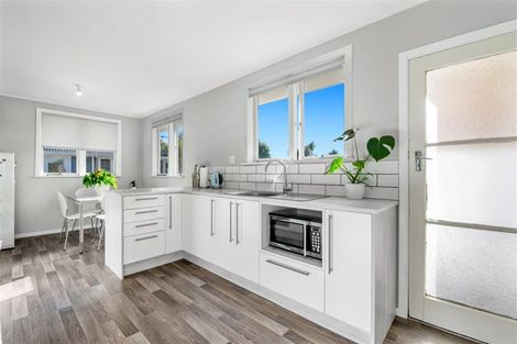 Photo of property in 25 Kahu Street, Utuhina, Rotorua, 3015