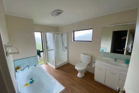 Photo of property in 48a Beauchamp Street, Tawa, Wellington, 5028