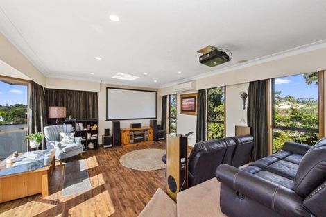 Photo of property in 92 Whatawhata Road, Dinsdale, Hamilton, 3204