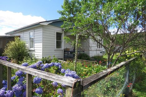 Photo of property in 8 Ranft Street, Reefton, 7830