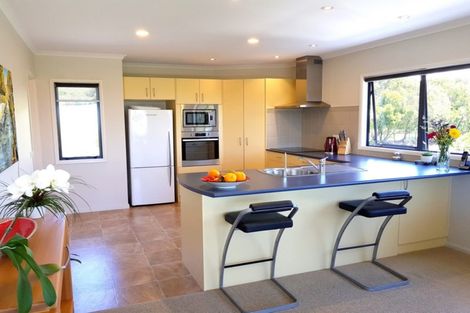 Photo of property in 381 Cove Road, Waipu, 0582