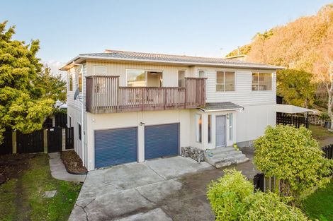 Photo of property in 7 Livet Place, Papakowhai, Porirua, 5024