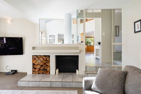 Photo of property in 6 Riccarton Road East, East Taieri, Mosgiel, 9024