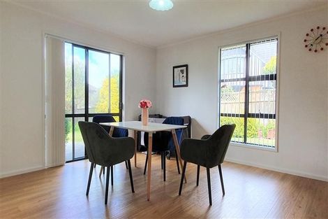Photo of property in 12 Cherub Place, West Harbour, Auckland, 0618