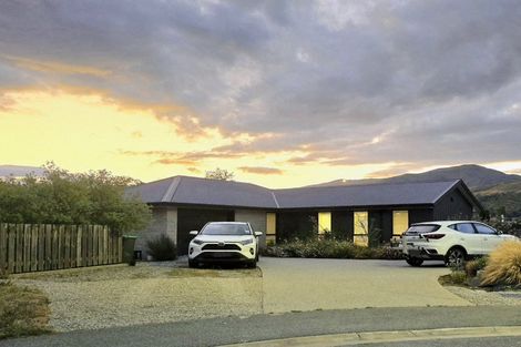 Photo of property in 13 Phoenix Place, Cromwell, 9310