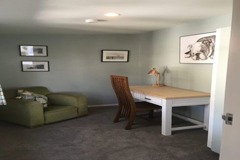 Photo of property in 5 Beachville Road, Redcliffs, Christchurch, 8081