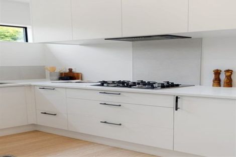 Photo of property in 2/41 Forsyth Street, Saint Andrews, Hamilton, 3200