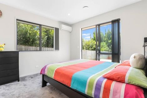 Photo of property in 4/4 Forest Road, Henderson, Auckland, 0612