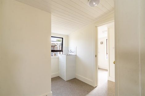 Photo of property in 9 High Street, Milton, 9220