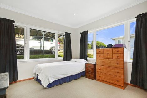 Photo of property in 247 Middleton Road, Glenside, Wellington, 6037