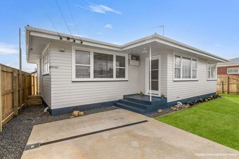 Photo of property in 27 Freyberg Street, Levin, 5510