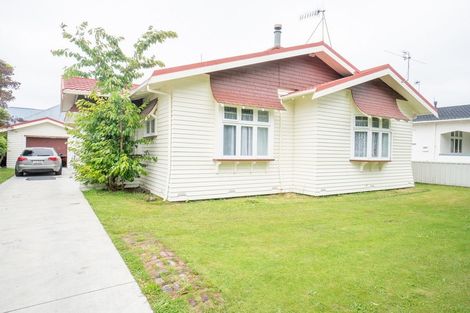 Photo of property in 19 South Street, West End, Palmerston North, 4410