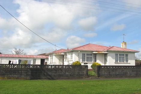 Photo of property in 50 Richmond Street, Waitara, 4320