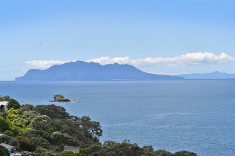 Photo of property in 80-82 Lax Crescent, Leigh, 0985