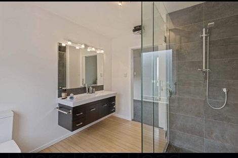 Photo of property in 128 Dyers Pass Road, Cashmere, Christchurch, 8022