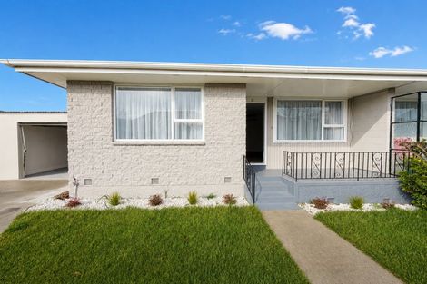 Photo of property in 2/16 Division Street, Riccarton, Christchurch, 8041