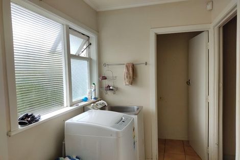 Photo of property in 24 Barrack Road, Mount Wellington, Auckland, 1060