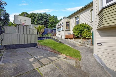 Photo of property in 167 Coutts Street, Rongotai, Wellington, 6022