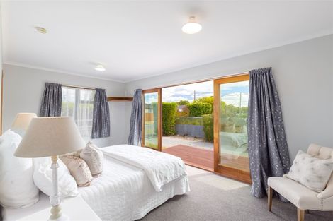 Photo of property in 12 Tauiwi Crescent, Hei Hei, Christchurch, 8042