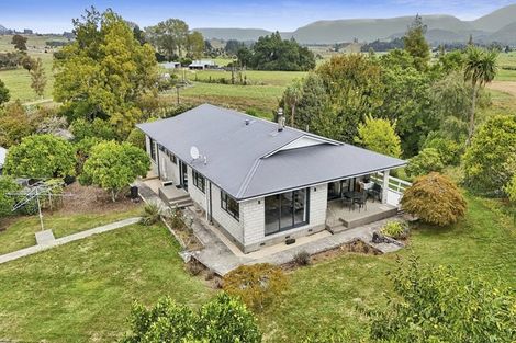 Photo of property in 317 Abel Tasman Drive, Motupipi, Takaka, 7183