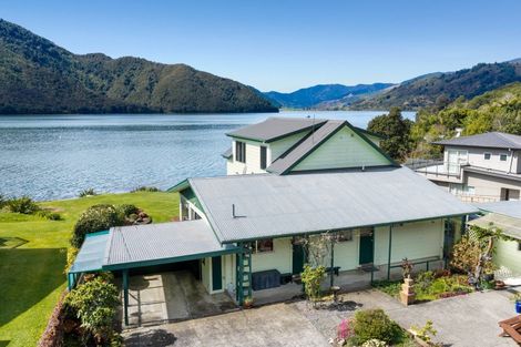 Photo of property in 28 Belvue Bay Road, Havelock, Picton, 7281