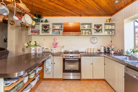 Photo of property in 42 Awamoa Road, Holmes Hill, Oamaru, 9401