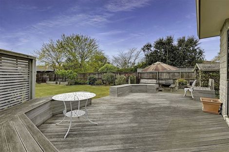 Photo of property in 10a Tamarisk Place, Parklands, Christchurch, 8083