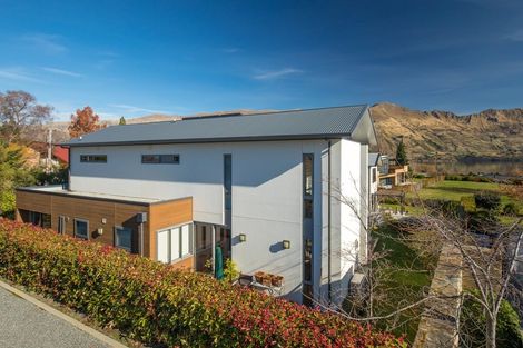 Photo of property in 76 Aubrey Road, Wanaka, 9305