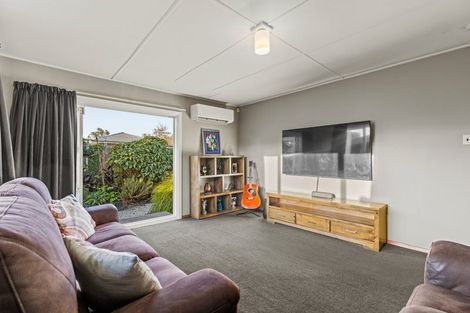 Photo of property in 302b Wainoni Road, Avondale, Christchurch, 8061
