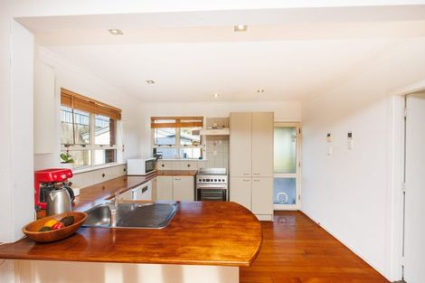 Photo of property in 10 Slacks Road, Awapuni, Palmerston North, 4412