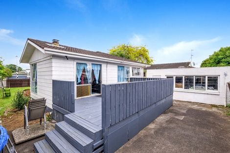 Photo of property in 1 Gibbons Road, Weymouth, Auckland, 2103