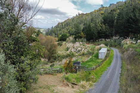 Photo of property in 60 Te Ana Lane, Thames, 3577