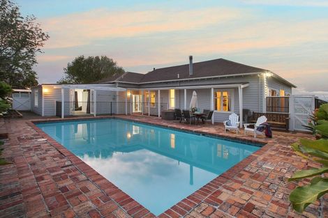 Photo of property in 187f Clarks Beach Road, Clarks Beach, Pukekohe, 2679