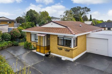 Photo of property in 2/13 Citation Way, Botany Downs, Auckland, 2010