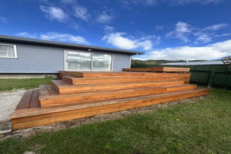 Photo of property in 2/93 Wilkie Crescent, Naenae, Lower Hutt, 5011