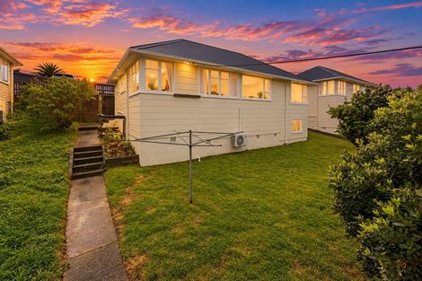 Photo of property in 8 Piko Street, Titahi Bay, Porirua, 5022