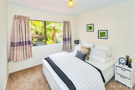 Photo of property in 69 Kennedy Avenue, Forrest Hill, Auckland, 0620