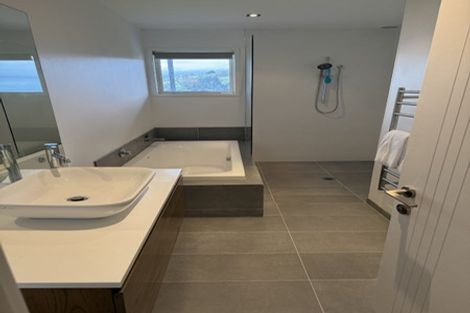 Photo of property in 114 Mccormacks Bay Road, Mount Pleasant, Christchurch, 8081