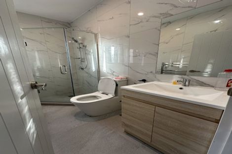 Photo of property in 24 Waihou Crescent, Albany Heights, Auckland, 0632