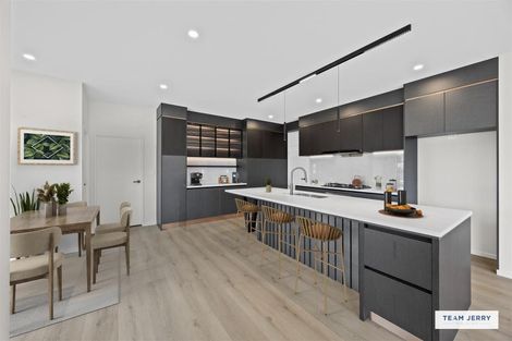 Photo of property in 339a Bucklands Beach Road, Bucklands Beach, Auckland, 2012