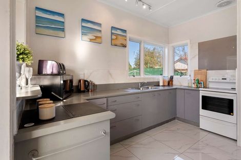 Photo of property in 7 Isobel Street, Fairy Springs, Rotorua, 3015